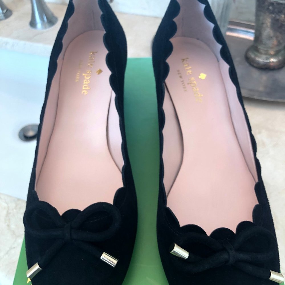Kate Spade Suade Yasmin Pumps, Size 6.5